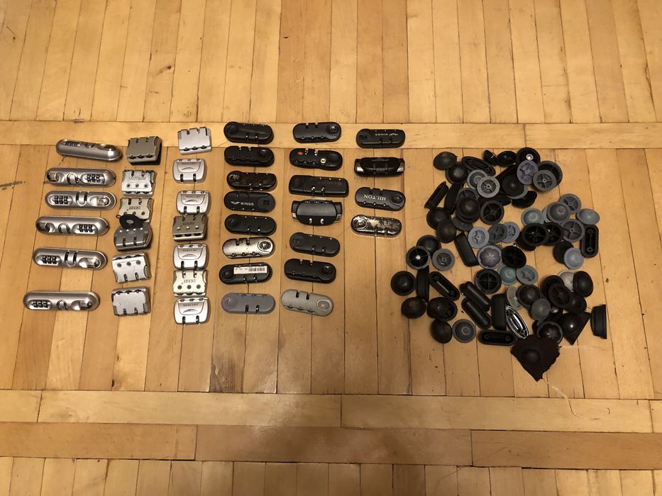 Запчастини для валізи-чемодана,колеса,ручки ,ніжки