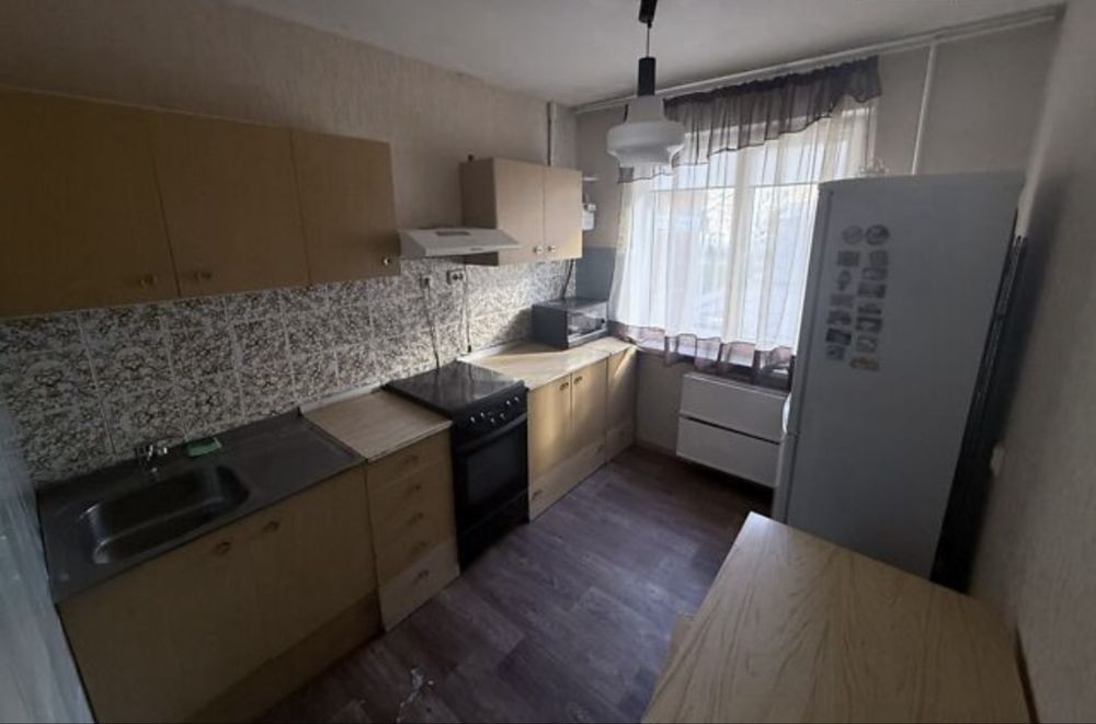 1 к Тяжилів,тихий двір