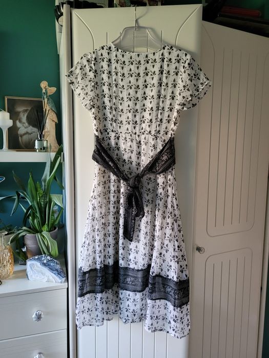 Vero moda sukienka letnia M midi wzor