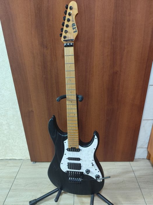 ESP LTD SN-1000 FR Black Blast