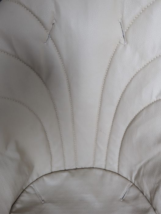 Bambi стільчик для годування