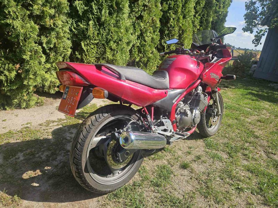 Ямаха диверсіон XJ600S 1999 р.