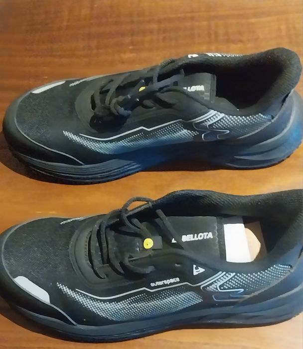 Sapatos de segurança Bellota como novas