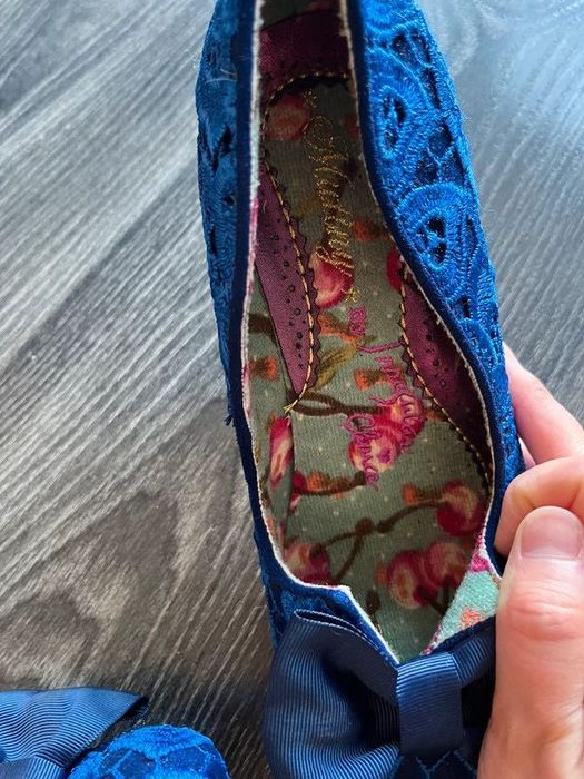 Irregular Choice mutiny razzle dazzle lace blue szpilki kokardka