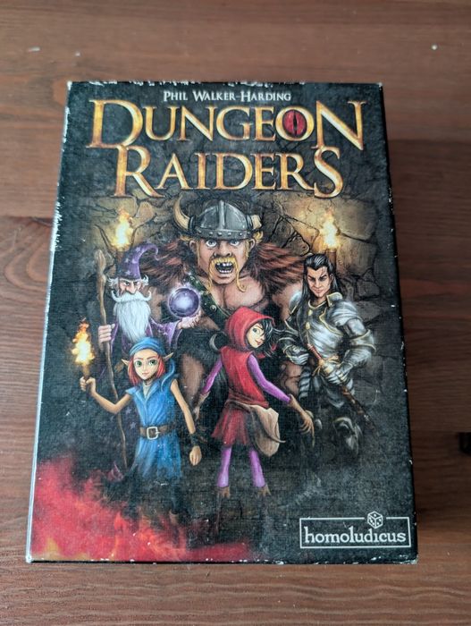 Dungeon Raiders - jogo de tabuleiro