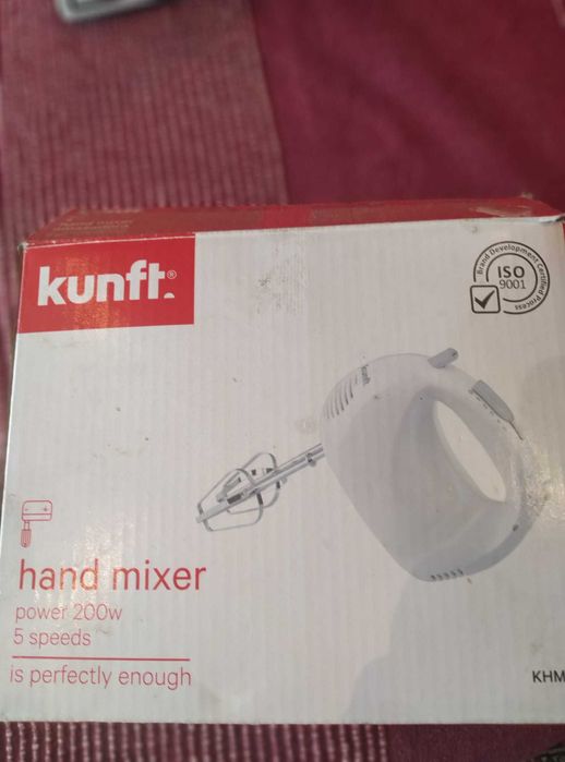 Mini batedeira 200 W-Excelente estado pouco uso