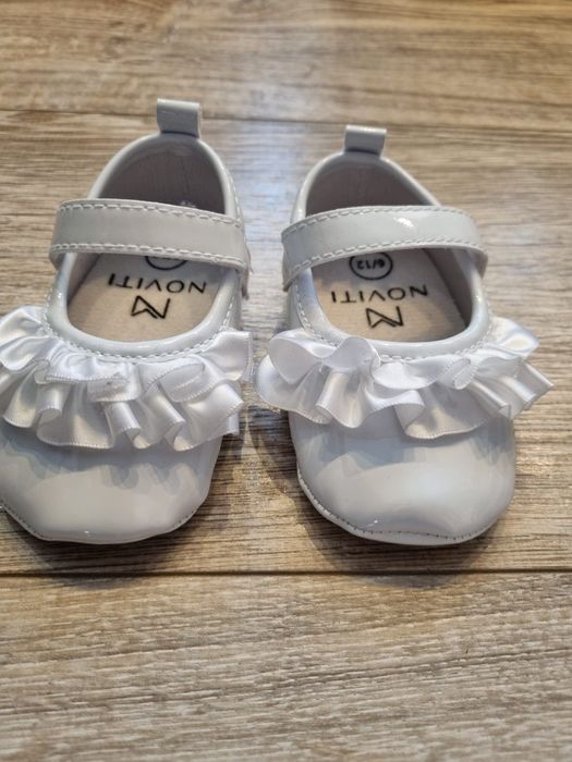 Buciki niemowlęce lakierki Do Chrztu