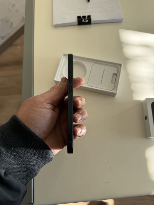 IPHONE 13 com 256 capacidade