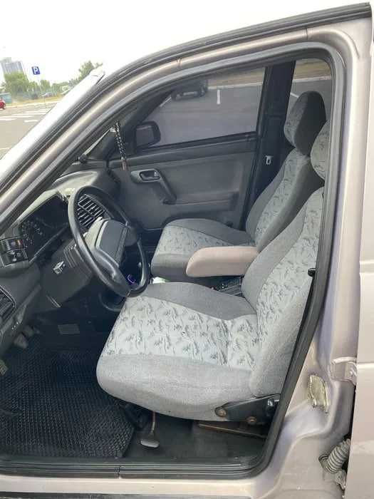 Продам  авто  Ваз-2112