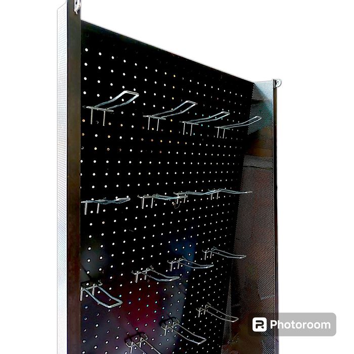 Metalowy solidny stojak organizer z uchwytami