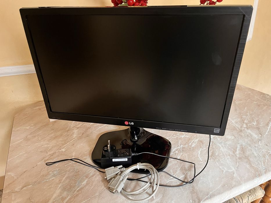 Монітор LG робочий