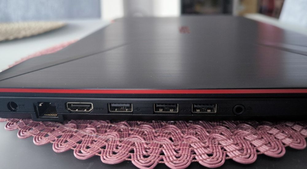 Używany laptop Asus TUF FX504