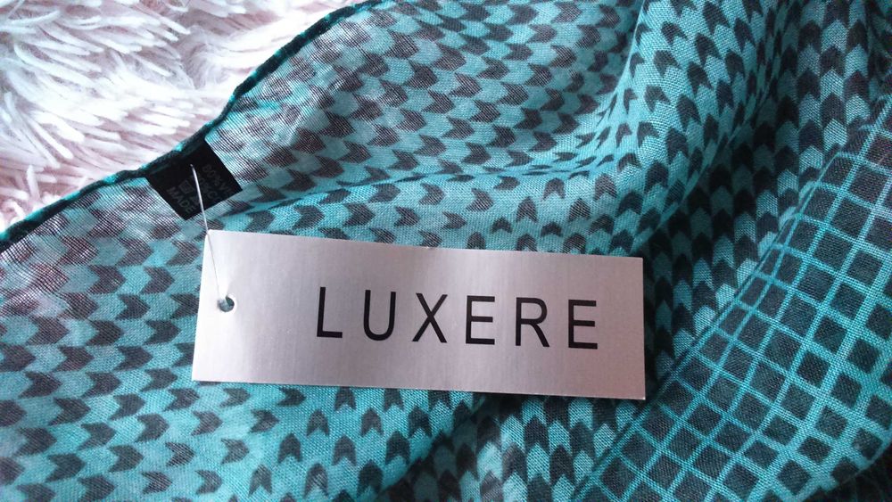 Шарф новий від    Luxere