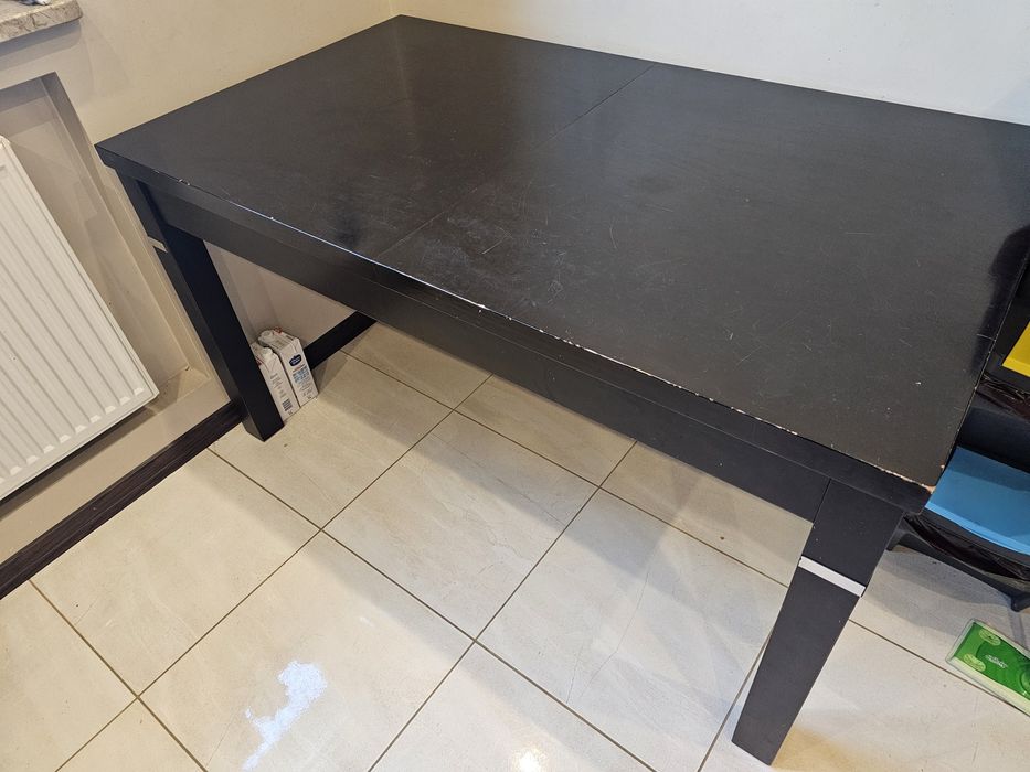 Stół rozkładany gratis 6 krzeseł