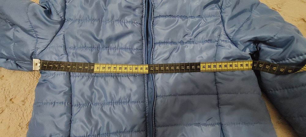 Куртка для дівчинки 9-10 років