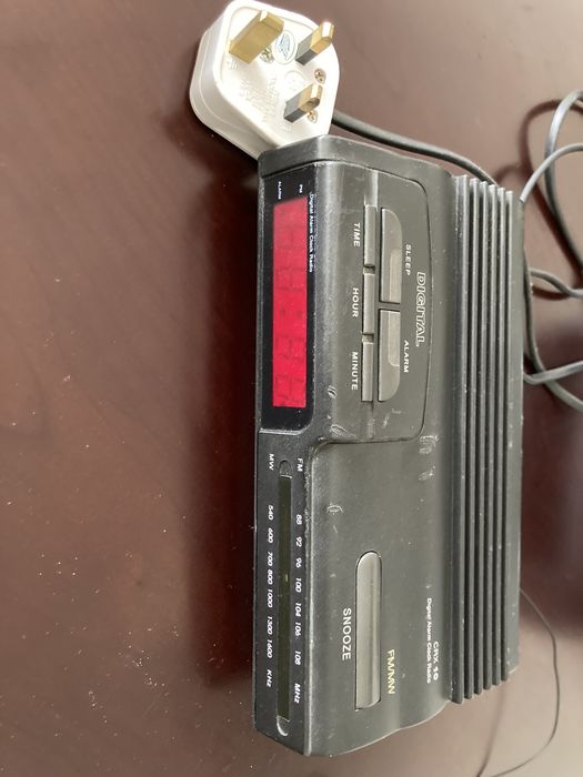 Radio Alarme Digital CRX 10