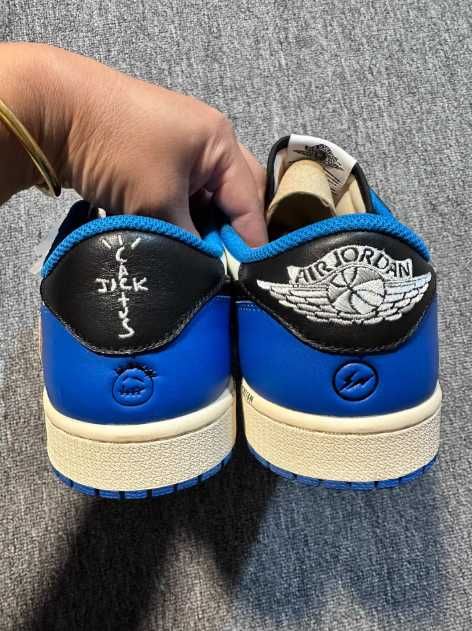 Jordan 1 Retro Low OG SP Fragment x Travis Scott R.38