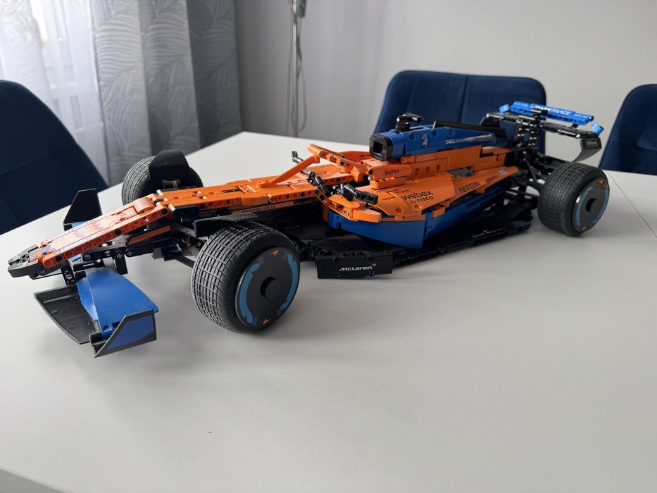 Lego Technic - F1 McLaren 421141