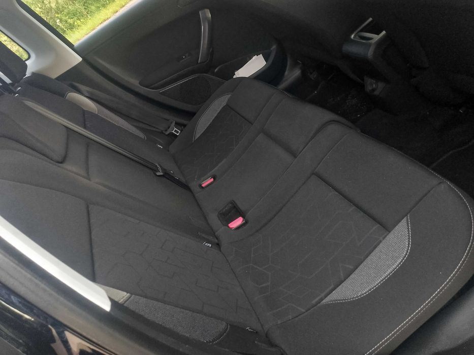 PEUGEOT 2008- 1,6 diesel