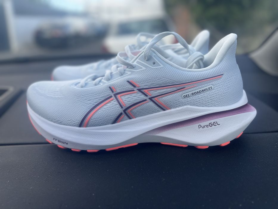 os ASICS Gel Roadmile 3