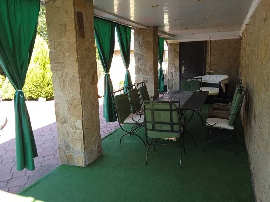 39 Коттедж  Дом  Бассейн t 30+  Джакузи  Барбекю Сауна Бильярд мангал