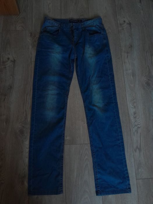 Продаю чоловічі джинси у ідеальному стані,не носив взагалі