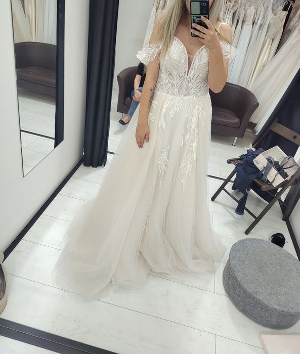 Suknia ślubna ramiączka opadające M L