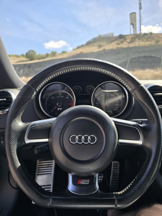 Audi TT 2.0 TDI S-LINE