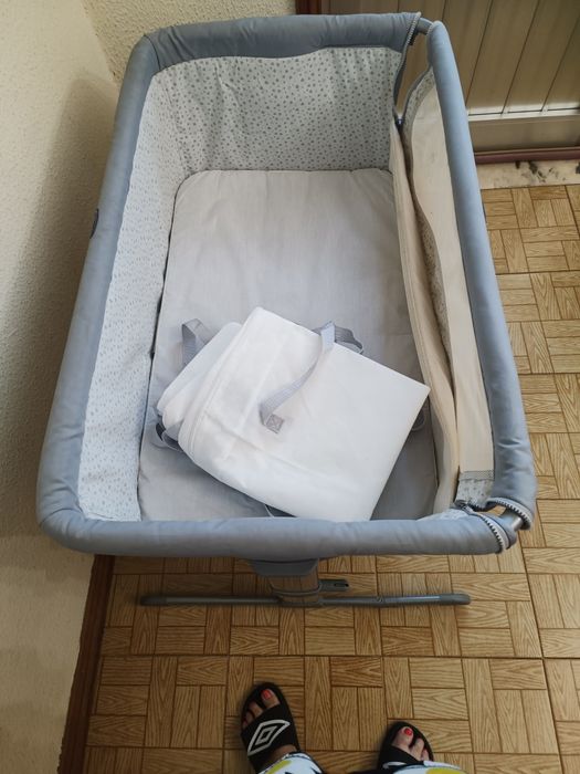 Berço Next2Me Chicco em bom estado