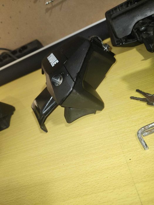 Apoios de barras Thule Evo Clamp - 710500 + Kit THULE CLAMP