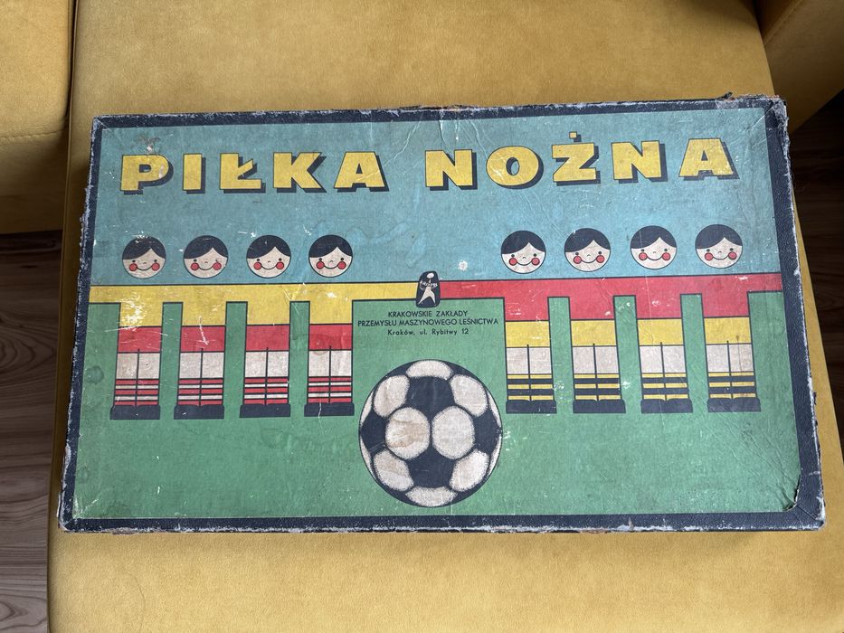 Piłkarzyki PRL gra , pilka nozna