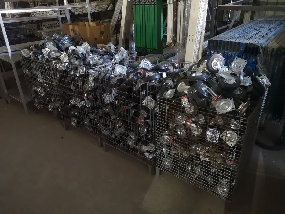 Колёса поворотные.