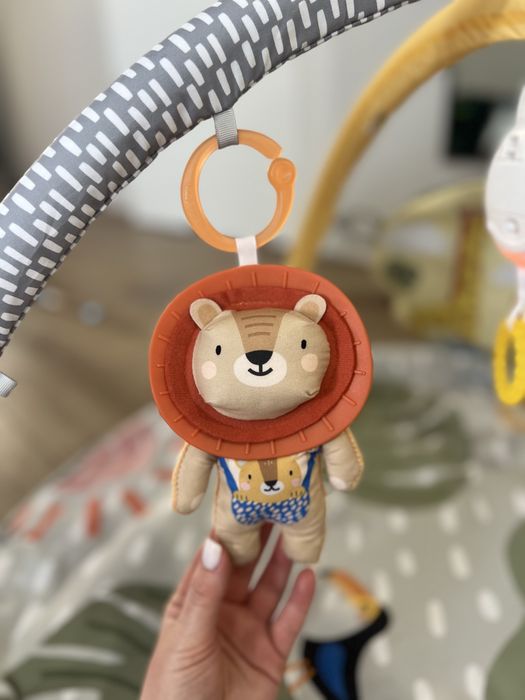 Розвиваючий килимок taf toys savannah 360