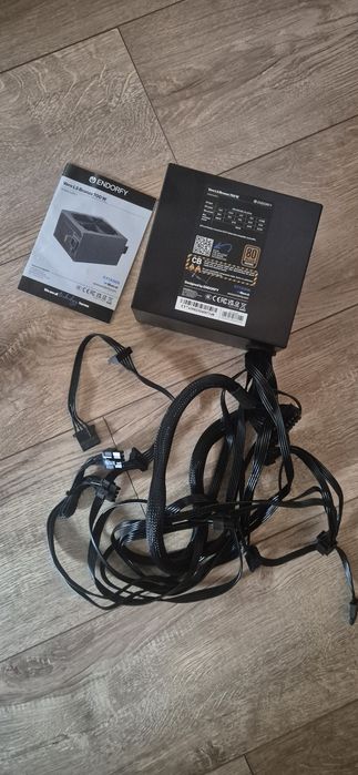 Zasilacz ENDORFY VERO L5 700W prawie nowy niecałe 900h pracy