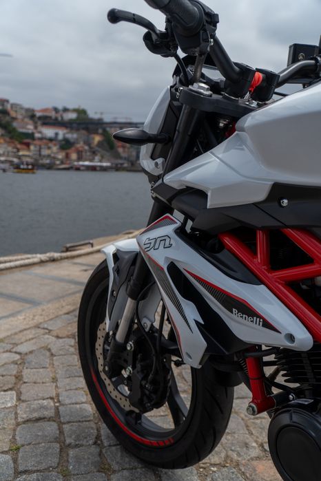 Benelli BN125 2023 menos de 4000kms