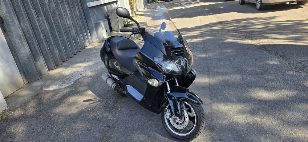 Mota 125 cc em otimo estado