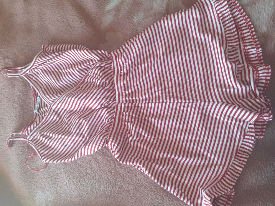 Macacão Bershka, tamanho XS