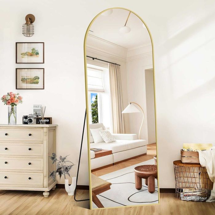 Lustro pełnowymiarowe łukowe 161×52 cm złota rama
