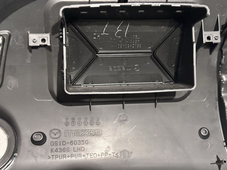 Airbag пасажира , мазда 6 gh