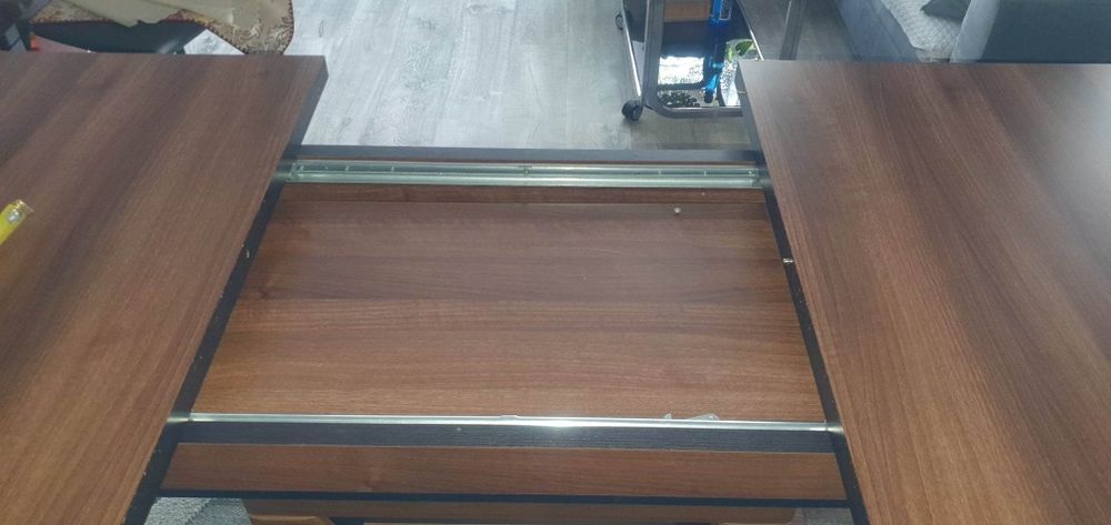 Stół     rozkładany