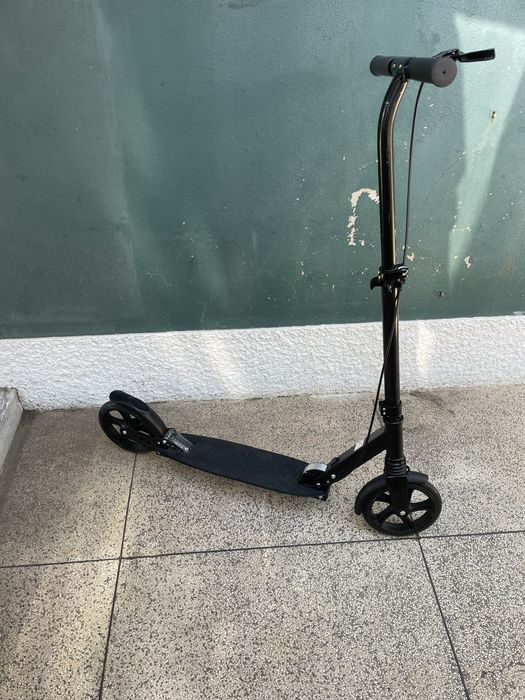 Trotinete com travões