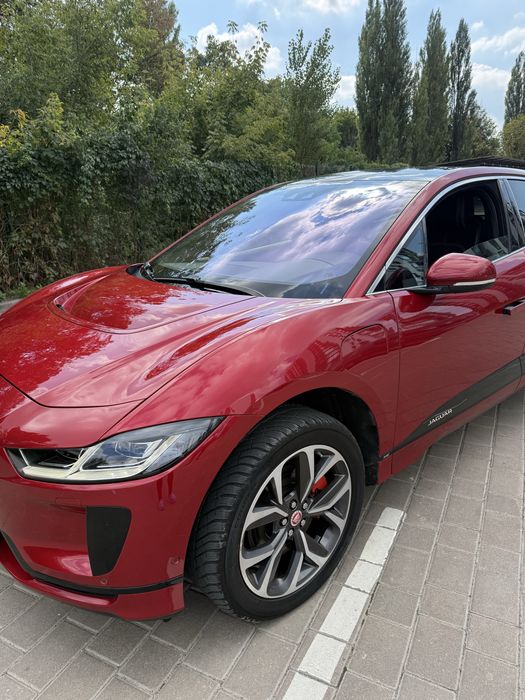 Продаеться jaguar i-pace