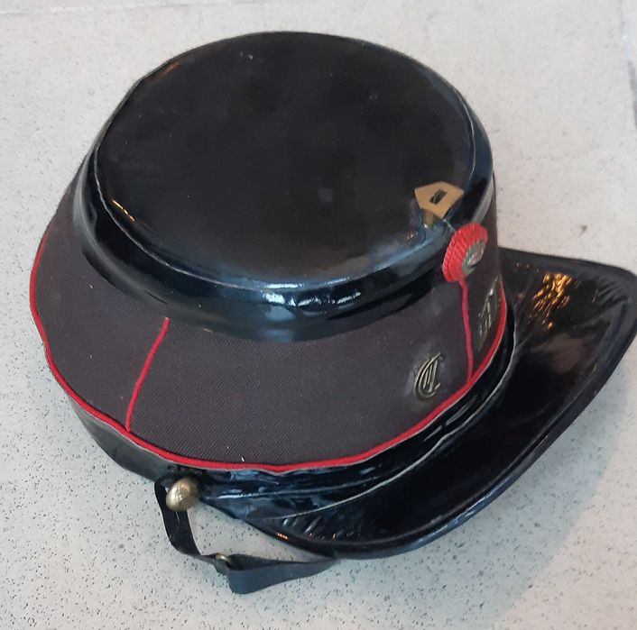 Militaria - Antiga Barretina do Colégio Militar