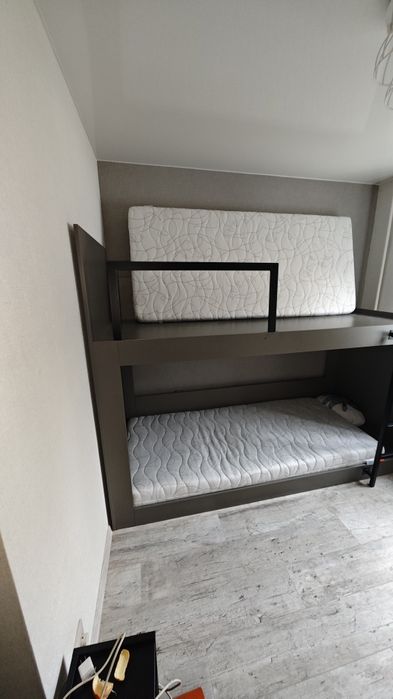 Двухъярусная кровать