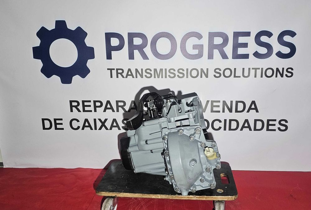 Caixa 5 velocidades recondicionada Citroen Jumpy 2.0 HDI Ref: 20LM26