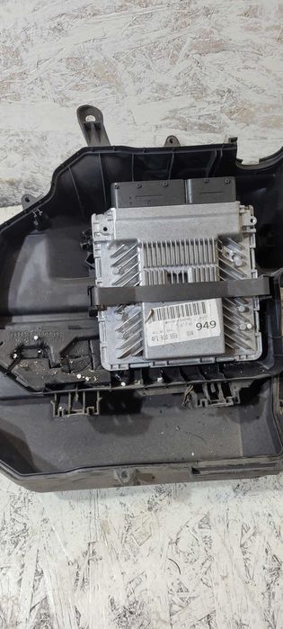 A6 C6 Sterownik Silnika 3.2 FSi 4f1.910.559