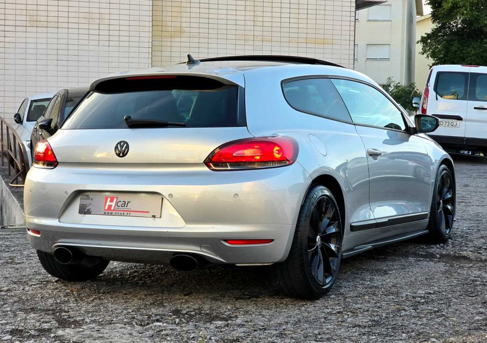 VOLKSWAGEN SCIROCCO SPORT 2.0TDI 140CV (LOOK R) — photo 4