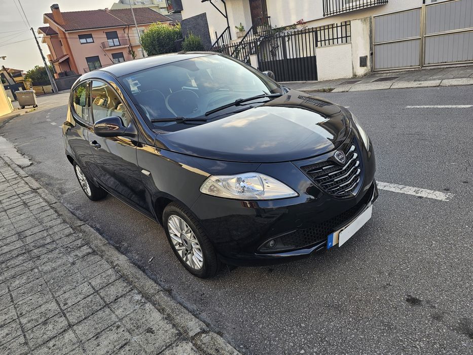 Lancia Ypslon 1.2 Gasolina Ano 2014