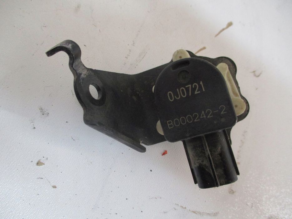 Czujnik Poziomowania Lexus 0J0721 B000242