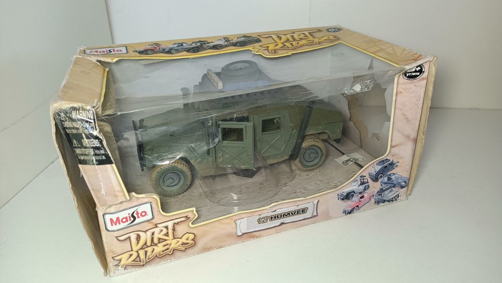 HUMMER H1 1:24 Wojskowy Model Kolekcjonerski Miasto 1:27 Humvee metal
